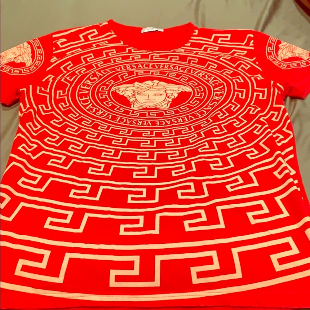 Versace T shirt